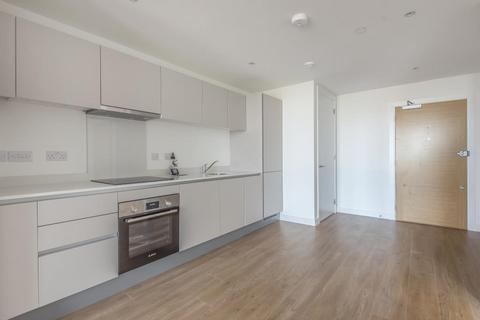 1 bedroom apartment to rent, Royal Winchester House,  Bracknell,  RG12