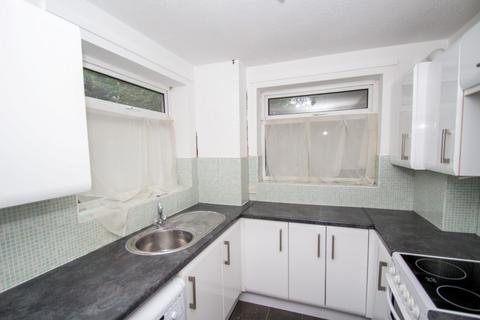 1 bedroom apartment to rent, Wellington Road