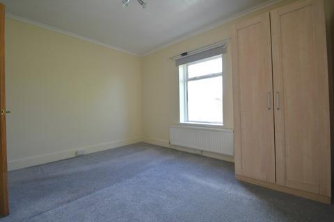 1 bedroom maisonette to rent, Hersham, Surrey