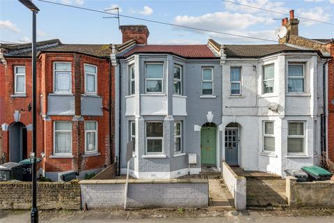 3 bedroom terraced house to rent, Hanover Road, London, N15