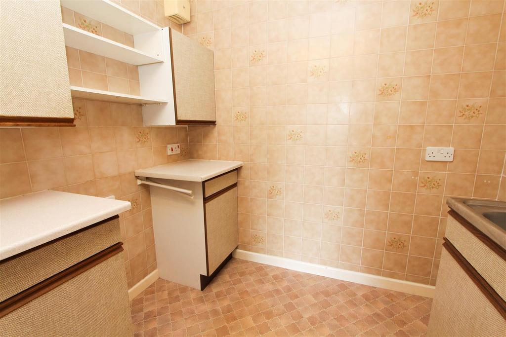 KITCHEN.jpg