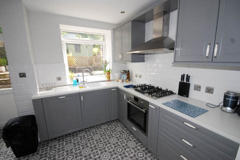 4 bedroom terraced house to rent - Victoria Park Road, Derbyshire, SK17