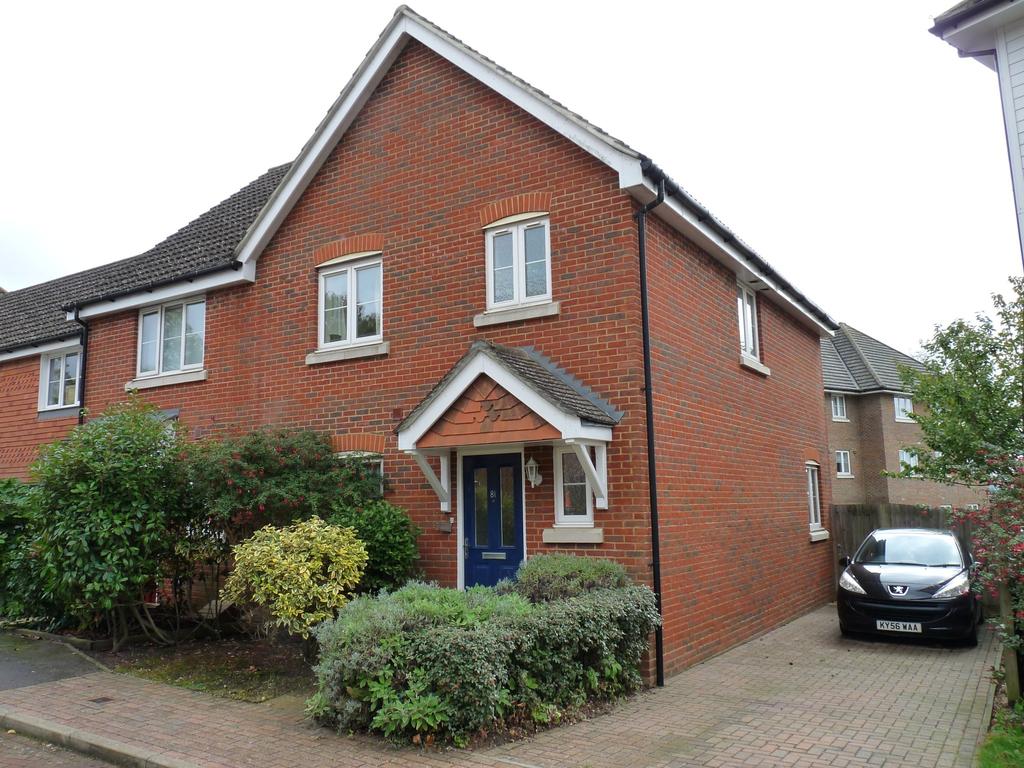 Marlpit Hill, Edenbridge 3 bed terraced house £358,950