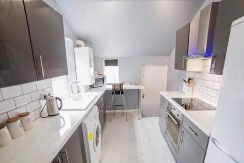 72 Dunston Road, Gateshead, NE11 9EE