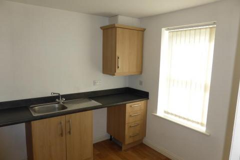 3 bedroom terraced house to rent, St Rochus Drive, Wellingborough, Wellingborough NN8