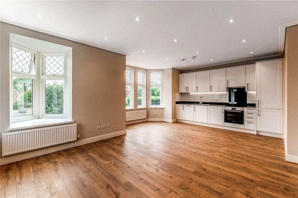 Kitchen/Reception