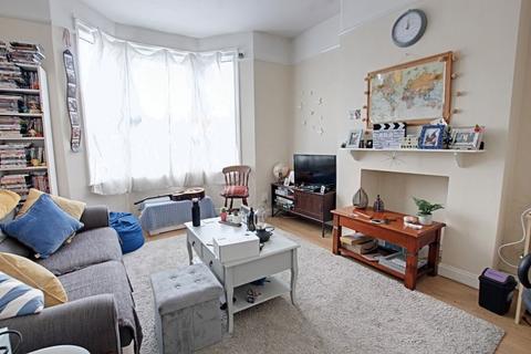 1 bedroom apartment to rent, Lower Bristol Road, Bath