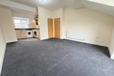 2 bedroom apartment to rent, Atherton, Manchester M46