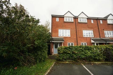 4 bedroom townhouse to rent, Evergreen Avenue, Horwich