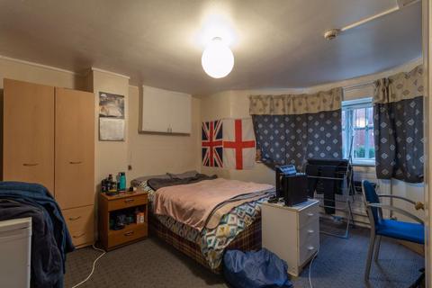 3 bedroom flat to rent - Regent Park Terrace, Leeds, West Yorkshire