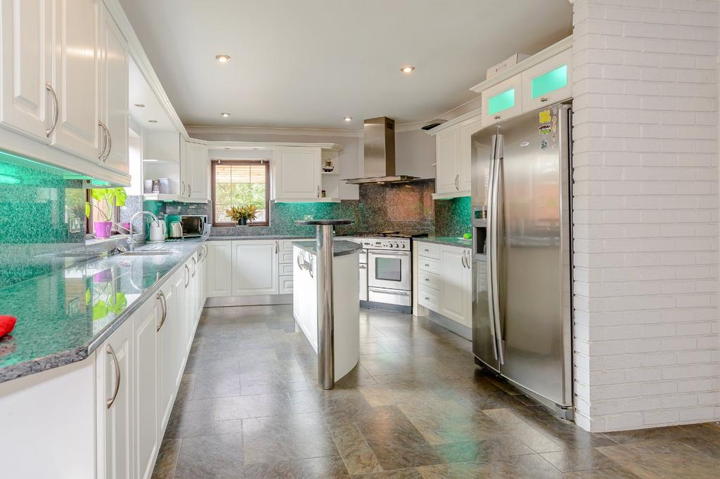 Kitchen/Breakfast