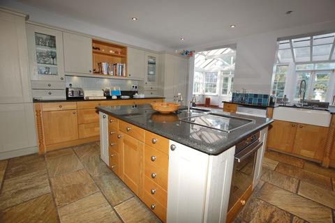 4 bedroom detached house for sale, Chadwell St Mary
