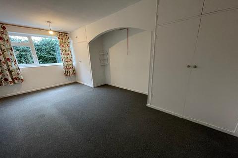 undefined, Gainsborough Court, Beeston, NG9 2HZ