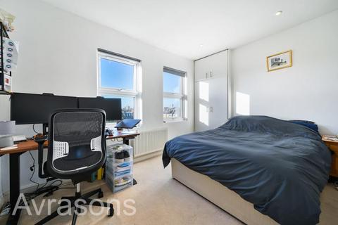 3 bedroom apartment to rent, RECTORY GROVE, CLAPHAM