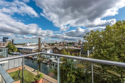 2 bedroom penthouse to rent, Arlington Avenue, Angel, Islington, London, N1