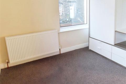 2 bedroom terraced house to rent, Chapel Terrace, Crosland Moor, Huddersfield, HD4