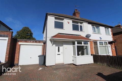 2 bedroom semi-detached house to rent, Aylestone Drive, Leicester