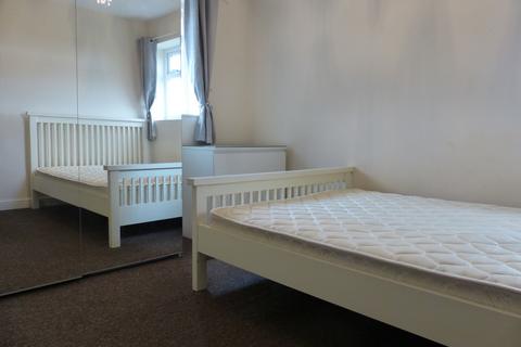 4 bedroom house share to rent, Britannia House, 136a Leeds Road, Heckmondwike, West Yorkshire, WF16