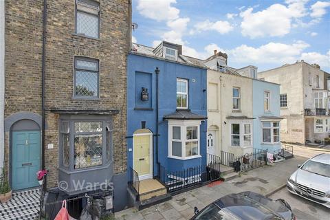 3 bedroom terraced house for sale, La Belle Alliance Square, Ramsgate CT11