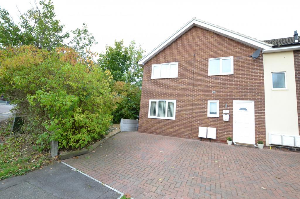 Langham Crescent, Billericay, Essex, CM12 1 bed £184,995