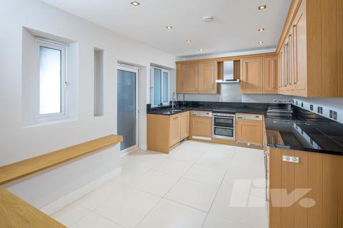undefined, Wellington Road, London NW8