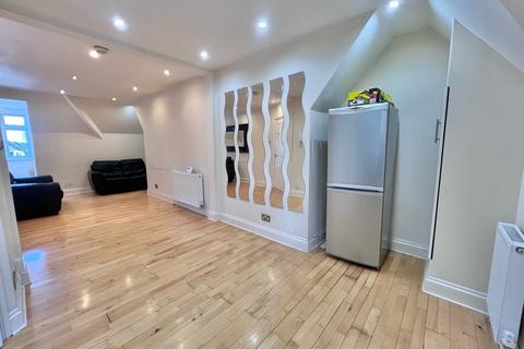1 bedroom flat to rent, Chatsworth Road, East Croydon