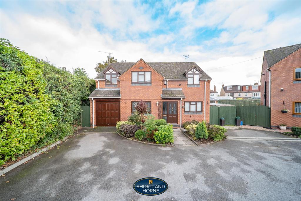 Coundon Green, Coundon, Coventry 4 bed detached house £395,000
