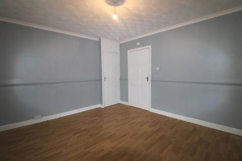 2 bedroom flat to rent, Netherhill Road, Paisley, PA3 4RW