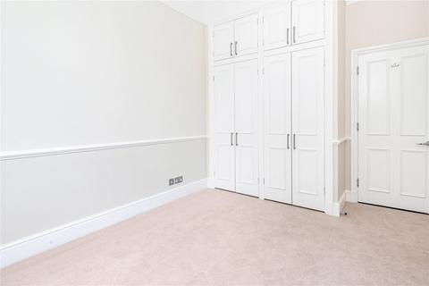 3 bedroom apartment to rent, Kings Road, London, SW3