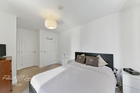 3 bedroom flat for sale - Felix Point, London