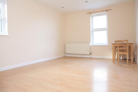 1 bedroom flat to rent, Longbridge Road, Barking, Essex