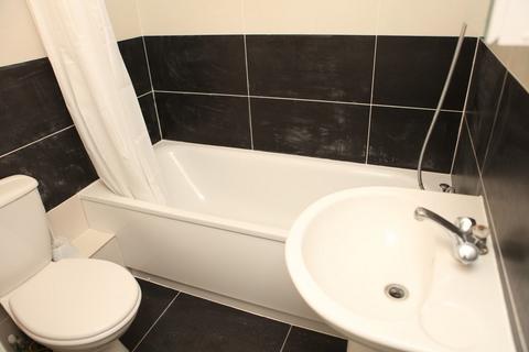 1 bedroom flat to rent, Longbridge Road, Barking, Essex