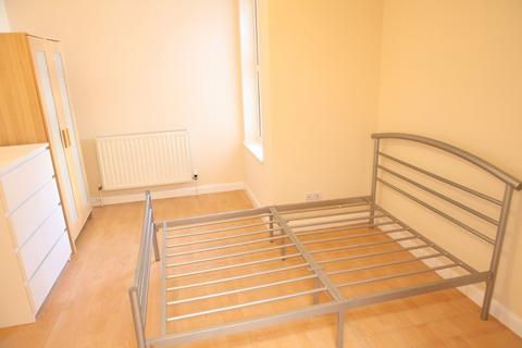 1 bedroom flat to rent, Longbridge Road, Barking, Essex