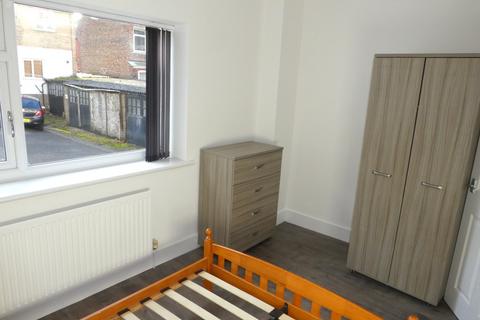1 bedroom apartment to rent, Wilmslow Road, Fallowfield, Manchester
