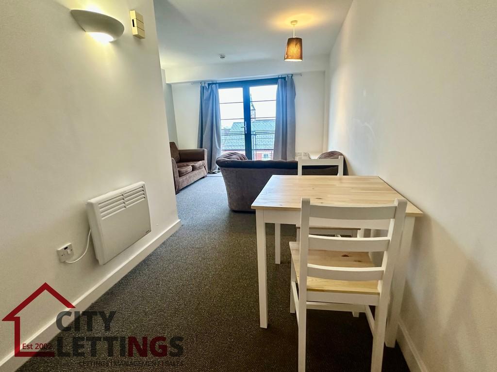 Apartment in Nottingham, The Park - View 4
