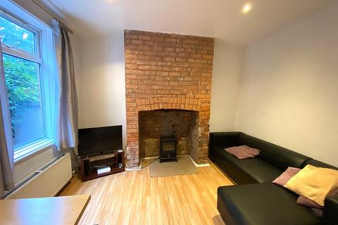 3 bedroom end of terrace house to rent - Sydney Road, Chester, CH1