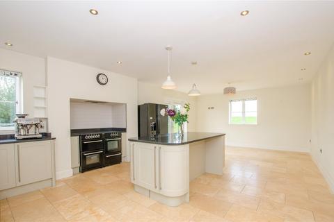 undefined, Tewkesbury, Gloucestershire