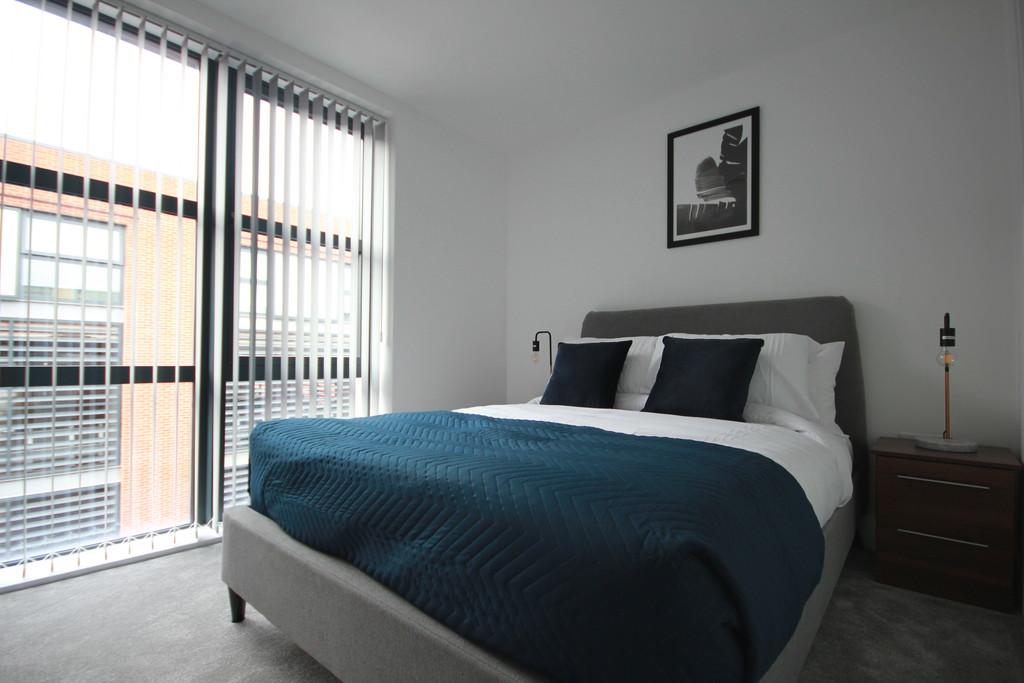Apartment in Birmingham, West Midlands - View 5