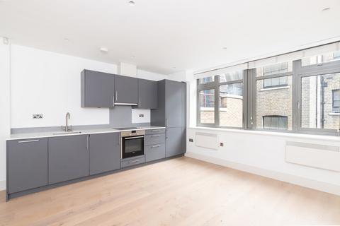 Studio to rent, Lexington Street, Soho W1