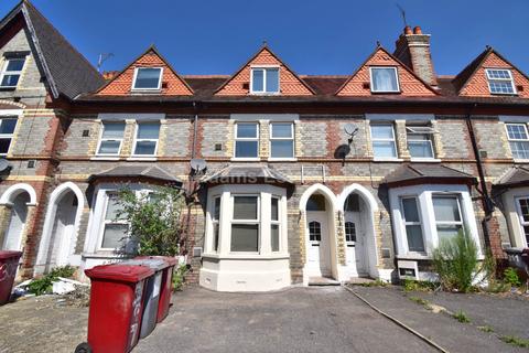 6 bedroom terraced house to rent, London Road, Reading