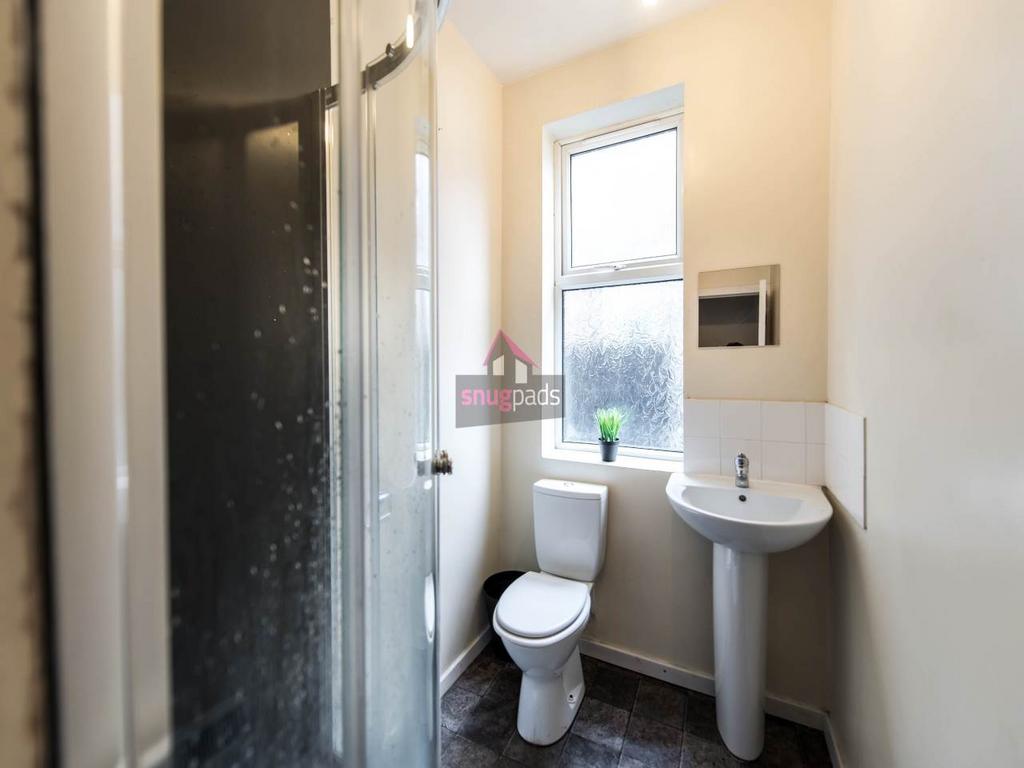 Apartment in Salford, Greater Manchester - More