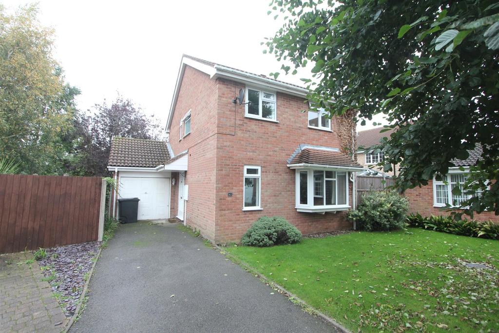 Kent Drive, Hinckley 4 bed detached house £260,000