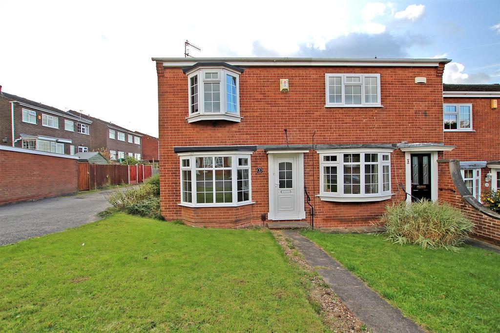 Ballantrae Close, Arnold, Nottingham 2 bed townhouse £650 pcm (£150 pw)