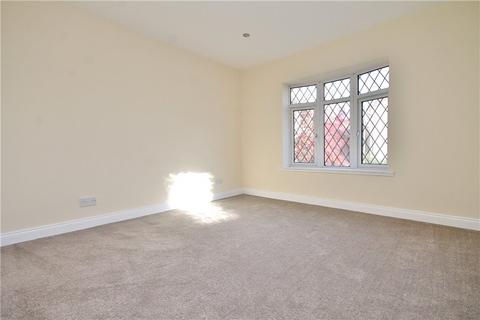 2 bedroom maisonette to rent, New Street, Staines-upon-Thames, Surrey, TW18