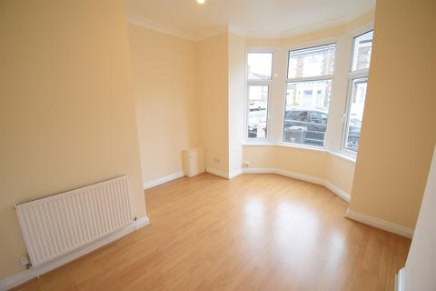 1 bedroom ground floor flat to rent, Habershon Street, Cardiff
