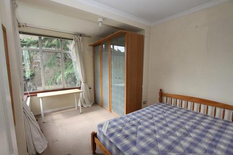 2 bedroom flat to rent, 11 Marloes Road, Kensington, London, W8 6LQ