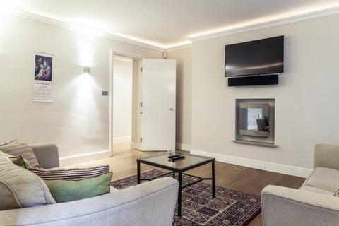 2 bedroom flat to rent, Iverna Gardens, Kensington, London W8 6TW
