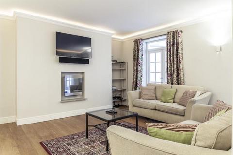 2 bedroom flat to rent, Iverna Gardens, Kensington, London W8 6TW