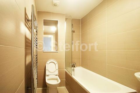 1 bedroom apartment to rent, Holloway Road, London, N7