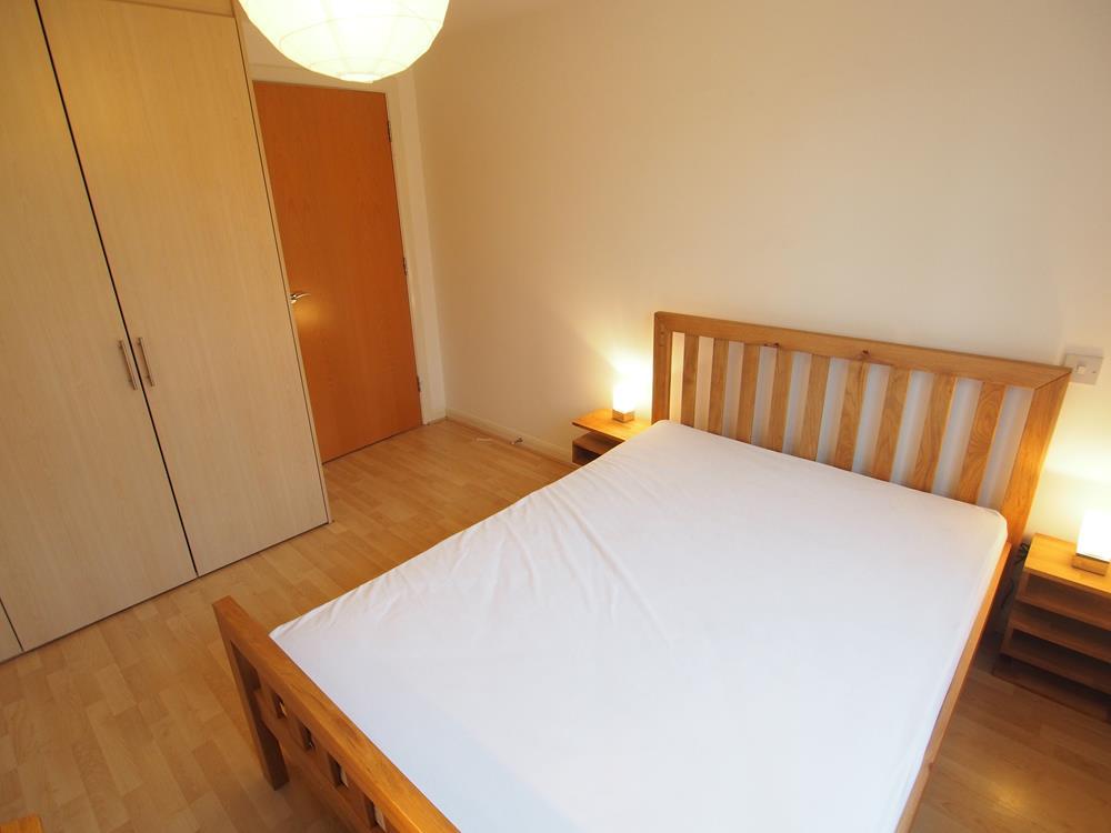 Bedroom 2 (2)